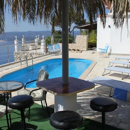 Holiday home Family Friendly House With A Swimming Pool Lokva Rogoznica, Omis - 4328 *