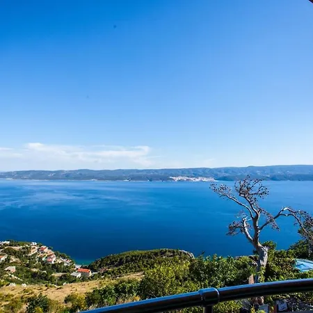 Family Friendly House With A Swimming Pool Lokva Rogoznica, Omis - 4328 Holiday home Lokva Rogoznica