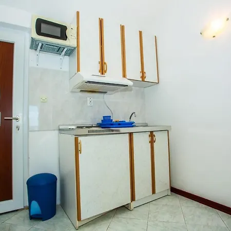 Family Friendly House With A Swimming Pool Lokva Rogoznica, Omis - 4328 Lokva Rogoznica