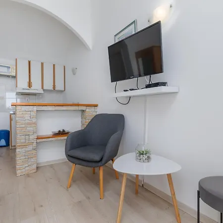 Family Friendly House With A Swimming Pool Rogoznica, Omis - 4328 Casa vacanze *