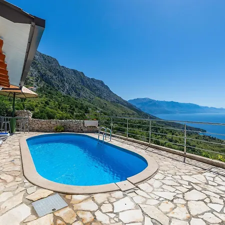 Family Friendly House With A Swimming Pool Rogoznica, Omis - 4328 Casa vacanze